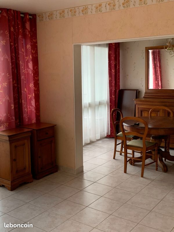 Appartement 3 pièces 69 m² · à Joigny · 69 m² · 37 000 €