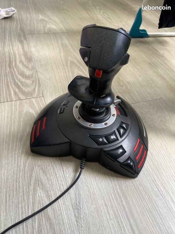 Thrust master Flight Stick X (image 2)