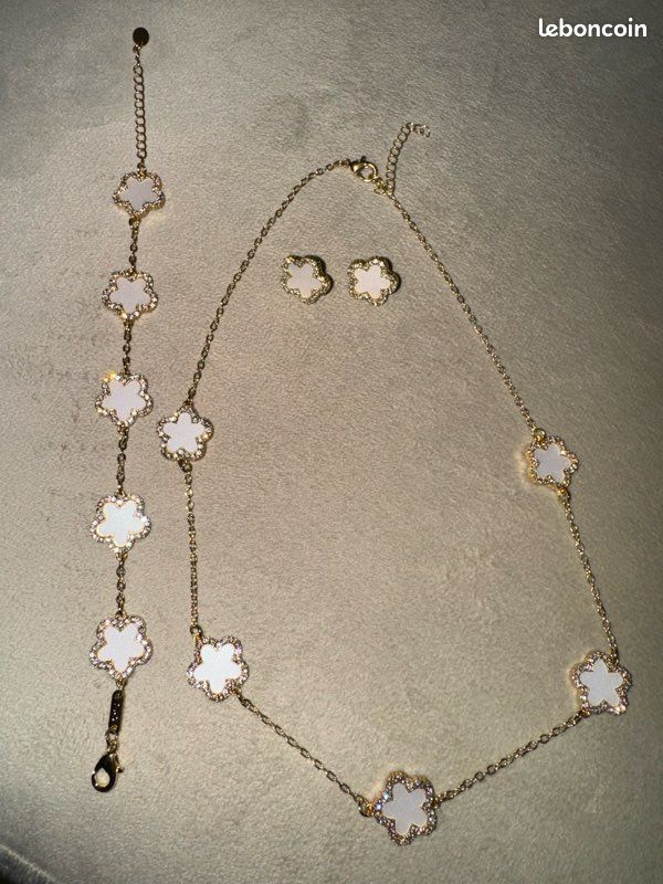 Parure trèfle acier inoxydable Montres Bijoux