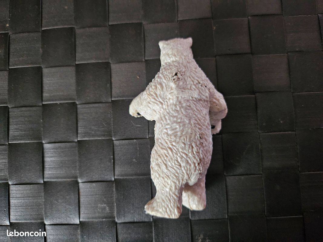 Jeu jouet figurine animal - ours polaire en plastique dur (image 2)