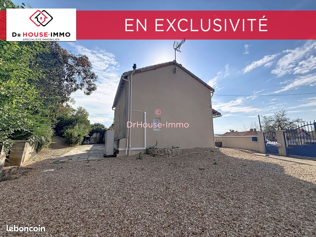 Maison 6 pièces 173 m² · à Saint-Mary · 173 m² · 181 900 €