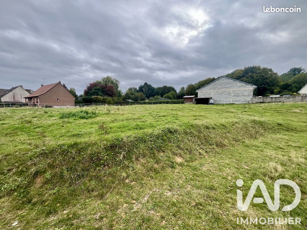 Terrain 1447 m² · à Gézaincourt · 1 447 m² · 45 000 €
