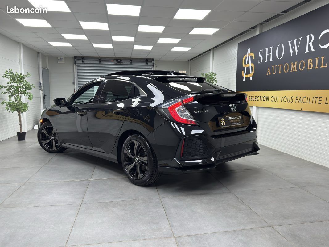 Honda Civic X (2) i-VTEC 129 - Executive 5p (image 4)