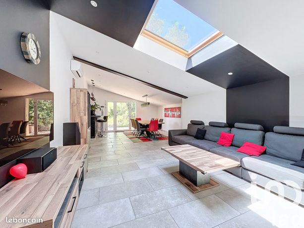 Propriété 6 pièces 152 m²