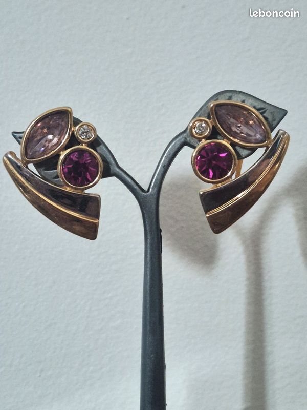Vintage boucles d'oreilles clips metal dore strass (image 2)