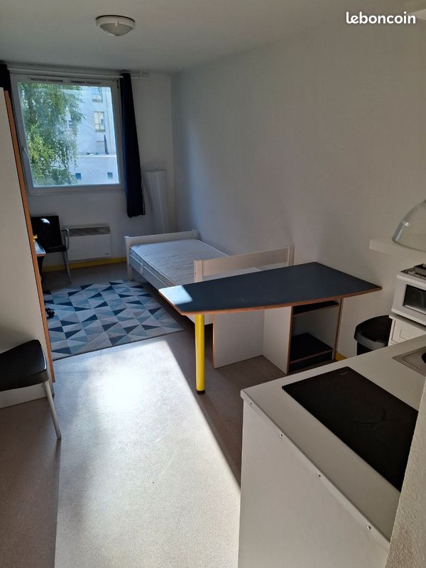 Appartement 1 pièce 18 m² · à Lille · 18 m² · 600 €