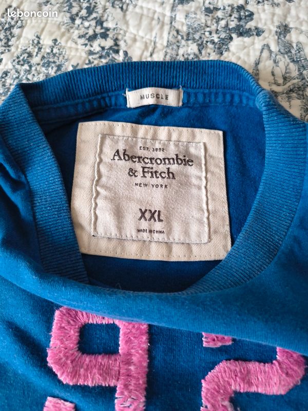 Tee shirt Abercrombie & Fitch taille xl (image 2)