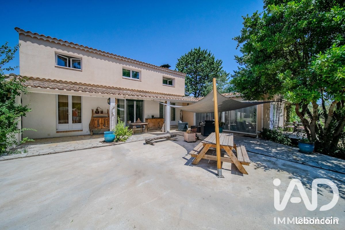 Maison 8 pièces 236 m² · à Vias · 236 m² · 655 000 €