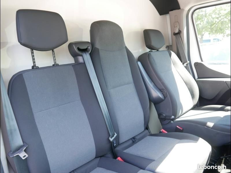 Renault Master Fg F3500 L2H2 2.3 Blue dCi 135ch Confort Euro6E (image 14)