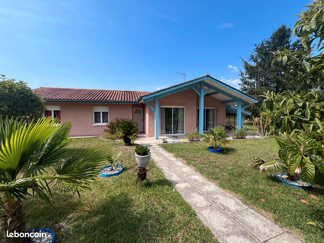 Maison 4 pièces 105 m² · à Carcarès-Sainte-Croix · 105 m² · 295 000 €