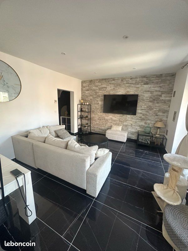 Appartement 4 pièces 85 m² · à Saint-Chamond · 85 m² · 135 000 €
