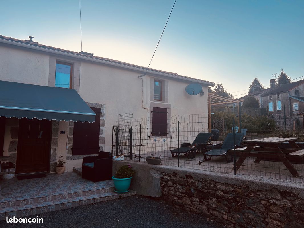 Maison 6 pièces 90 m² · à Secondigny · 90 m² · 110 000 €