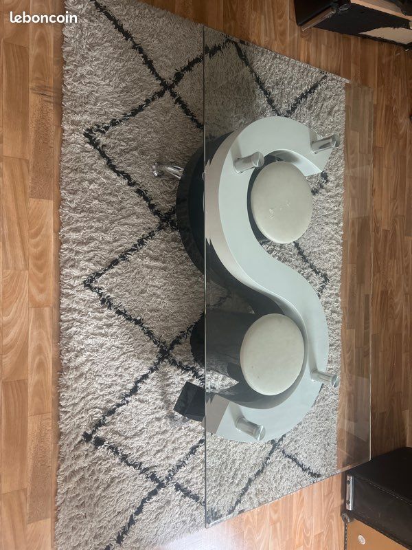 Table basse en verre et bois (image 1)