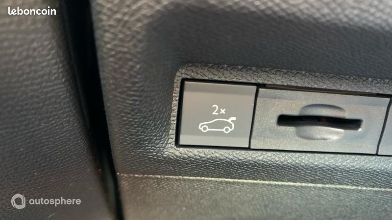 Peugeot 408 Hybrid 145ch GT e-DCS6 (image 37)