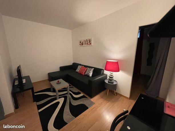 T2 bis 43 m² meublé-équipé avec balcon. Toutes charges incluses