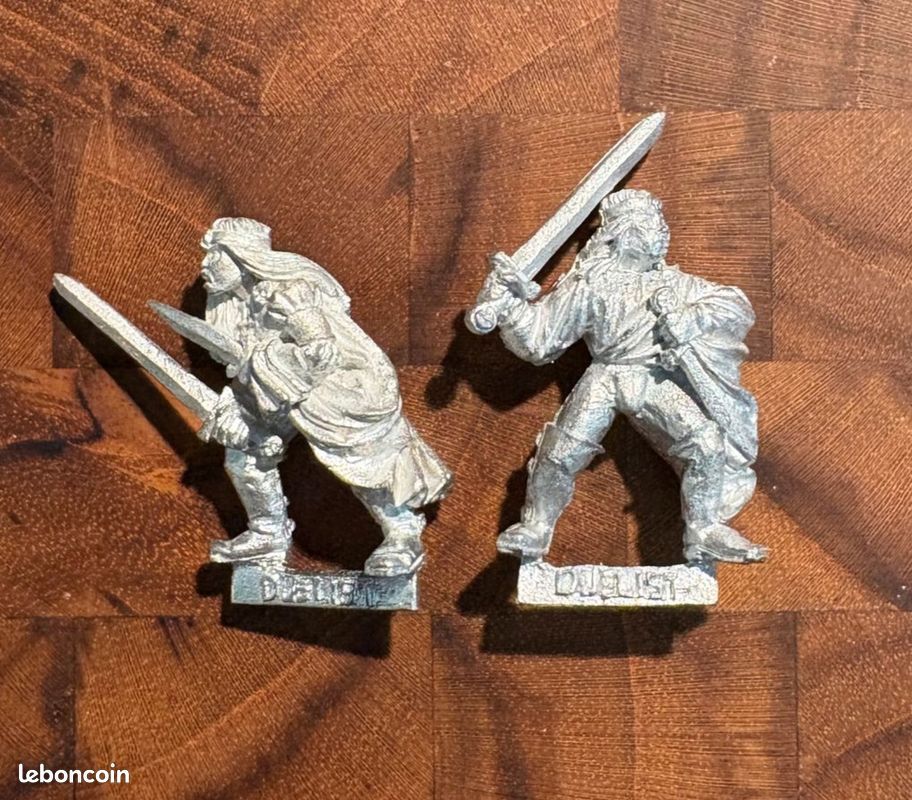 Figurine Warhammer Mordheim Ostlander Empire à Deux Mains - Métal OOP 1999 (Non Peint)