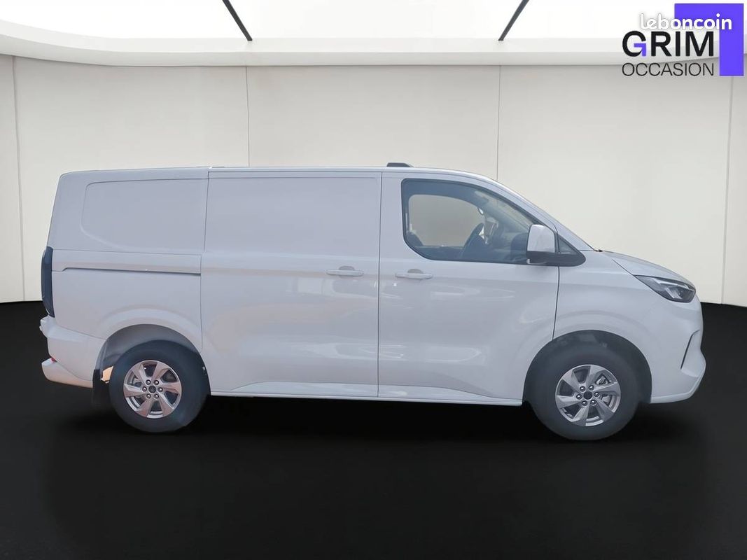 Ford transit custom fgn 320 l1h1 2.0 ecoblue 170 ch bva8 limited (image 3)