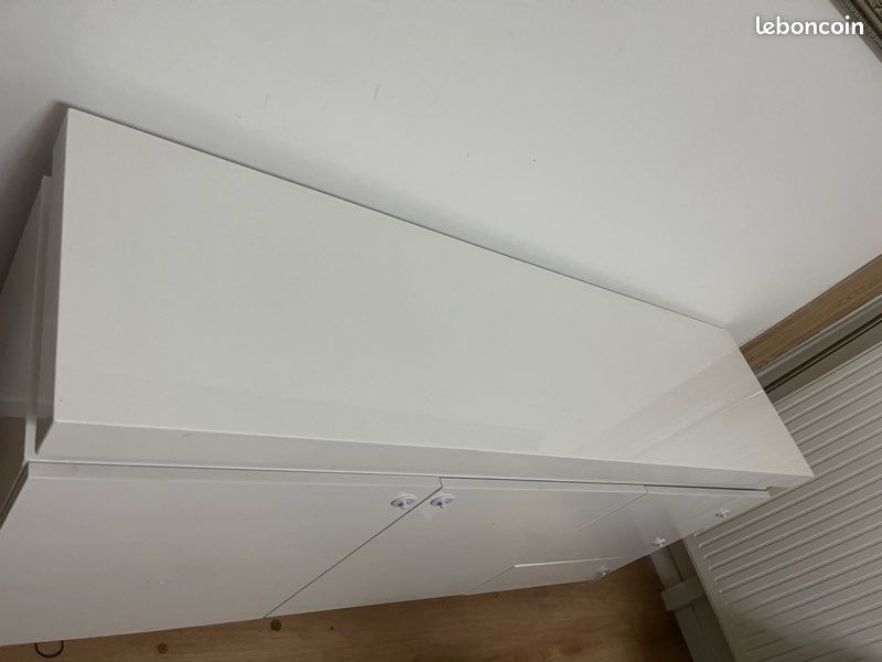 Meuble de rangement salon avec LED (image 2)