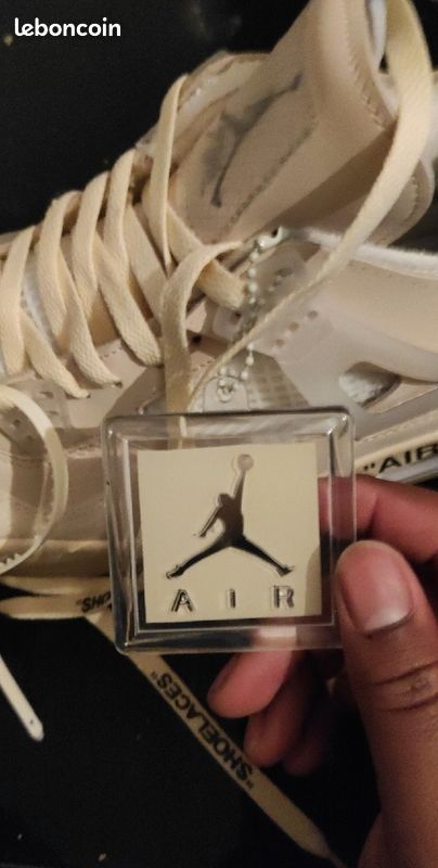Jordan 4 rétro off white (image 9)