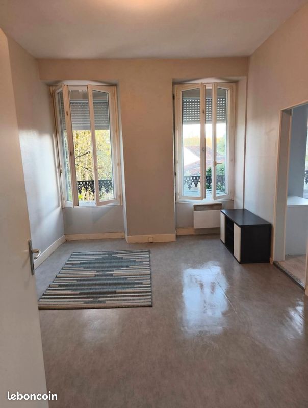 Appartement 1 pièce 30 m² · à Pons · 30 m² · 340 €/mois