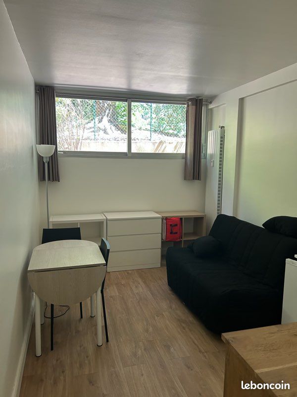 Appartement 1 pièce 16 m² · à Marly-le-Roi · 15,7 m² · 650 €/mois