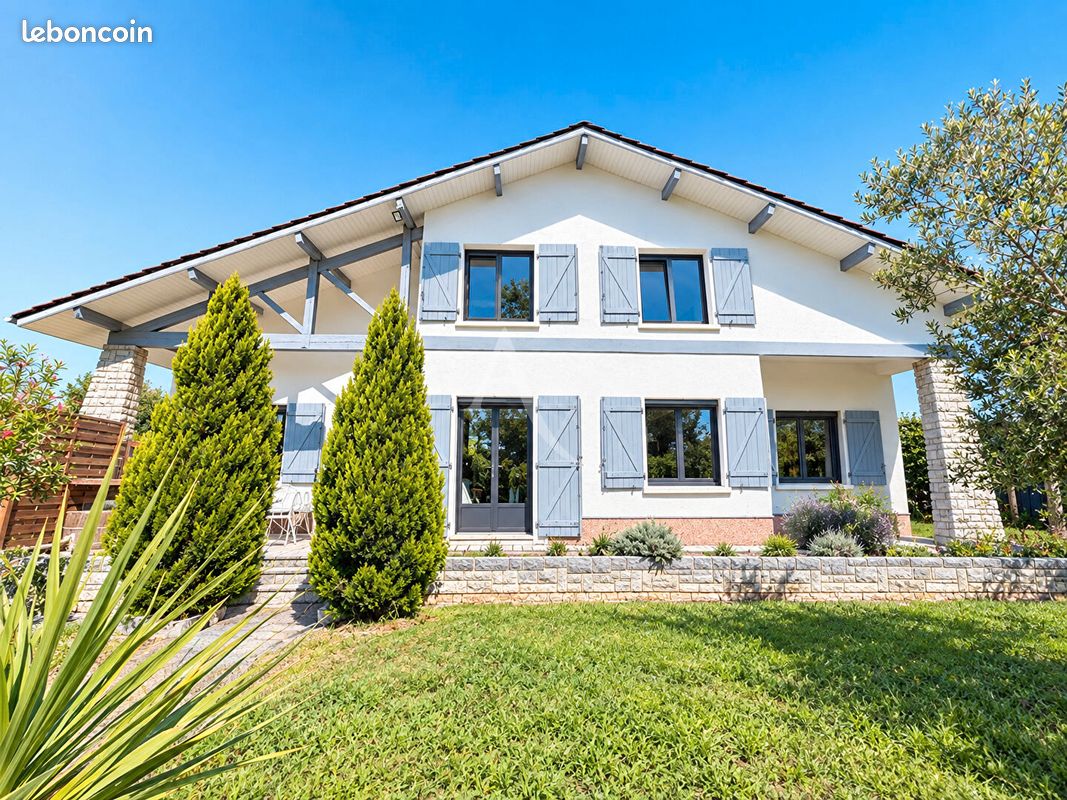 Maison 7 pièces 260 m² · à Dax · 260 m² · 399 000 €