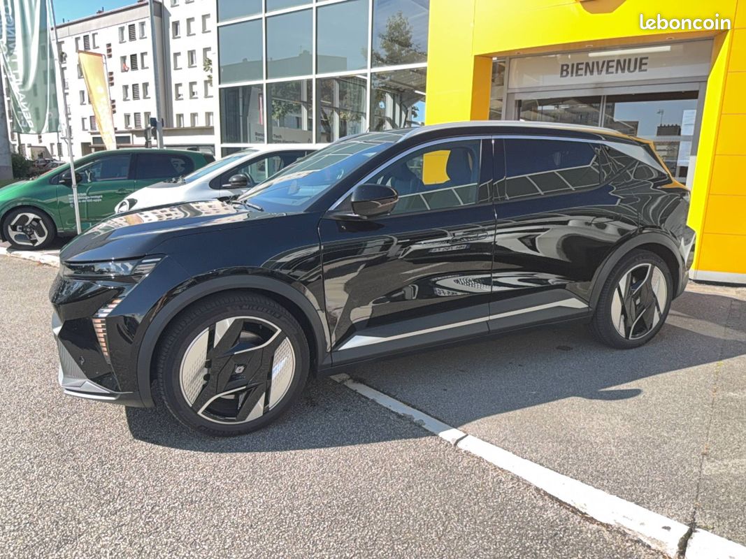 RENAULT Scenic E-Tech électrique 220 ch grande autonomie Techno Iconic (image 1)