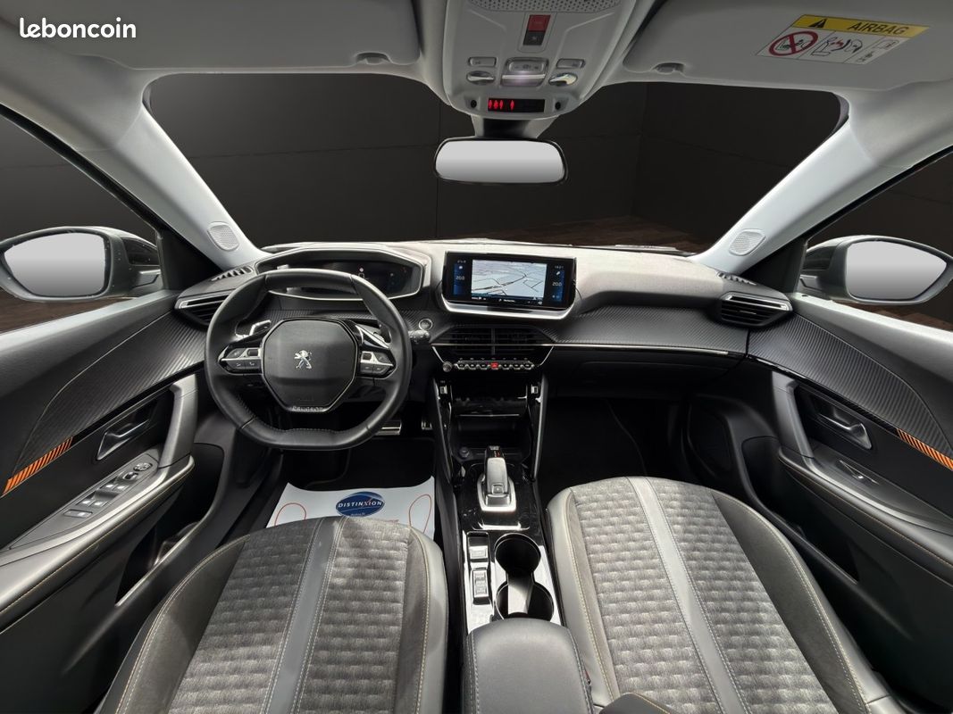 Peugeot 2008 BLUEHDI 130 EAT8 ROADTRIP (image 13)