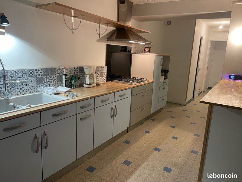 Maison 7 pièces 156 m² · à Verrières · 156 m² · 159 000 €