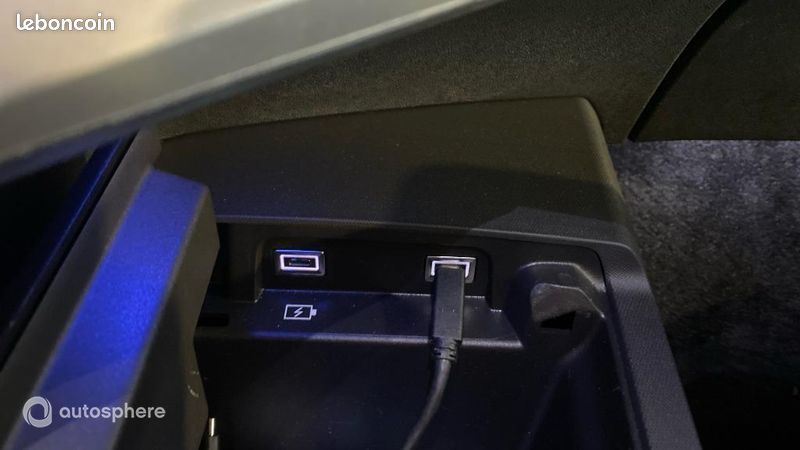 Peugeot 3008 1.2 Hybrid 145ch GT e-DCS6 (image 30)