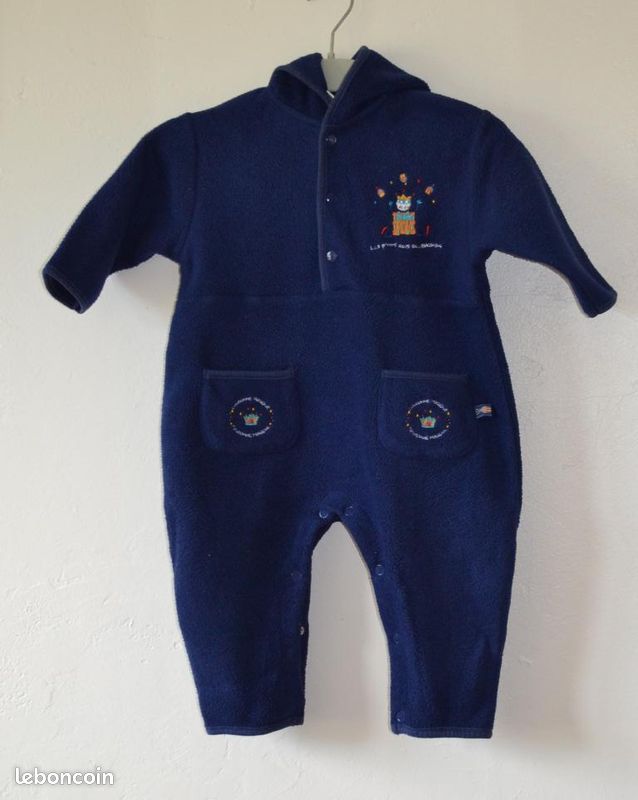 Combinaison à capuche Cadet Roussel 12 mois en très bon état