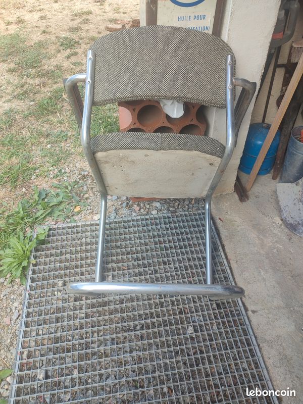 Chaises année 70 (image 6)