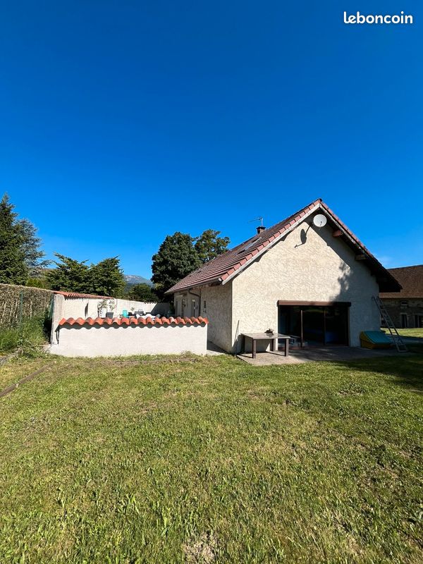Maison 8 pièces 225 m² · à Châtel-en-Trièves · 225 m² · 380 000 €