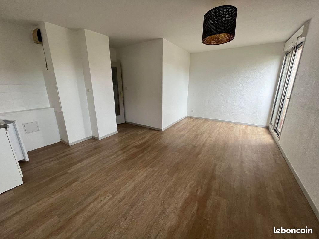 Appartement 1 pièce 27 m² · à Toulouse · 27 m² · 541 €/mois