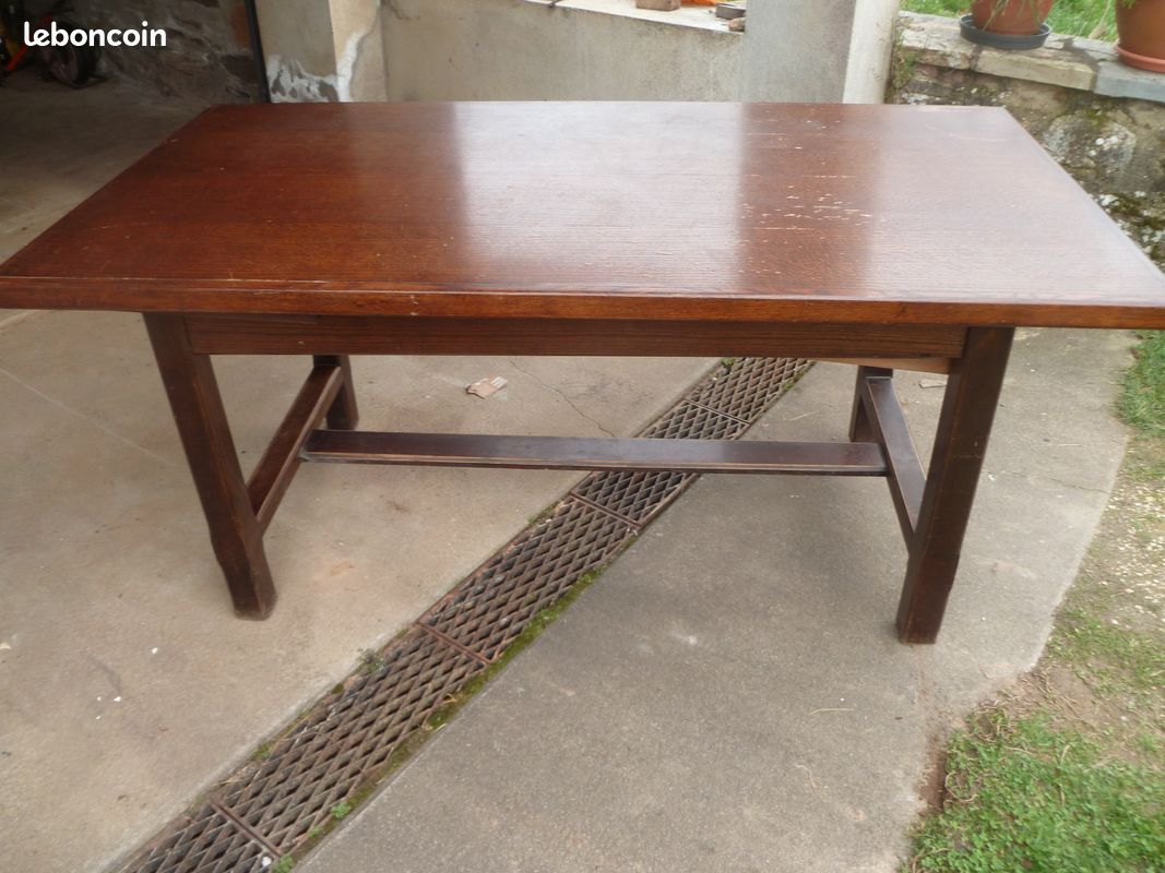 Table rectangulaire (image 1)