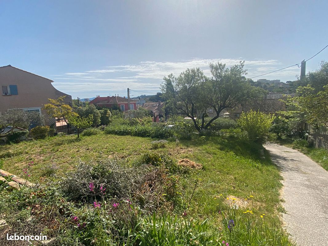 Terrain 640 m² · à La Seyne-sur-Mer · 640 m² · 227 900 €
