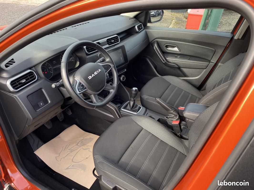 Dacia Duster 1.5 BLUEDCI 115 JOURNEY 4X2 (image 16)