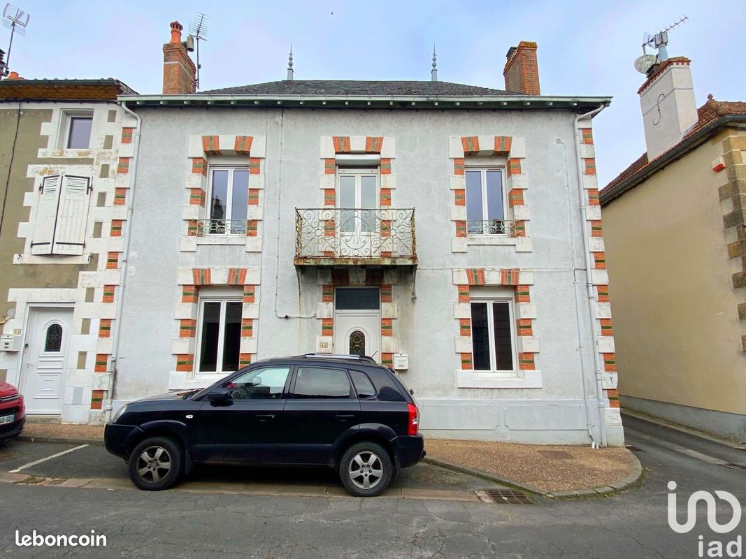 Maison 6 pièces 127 m² - Availles-Limouzine 86460 (image principale 0)