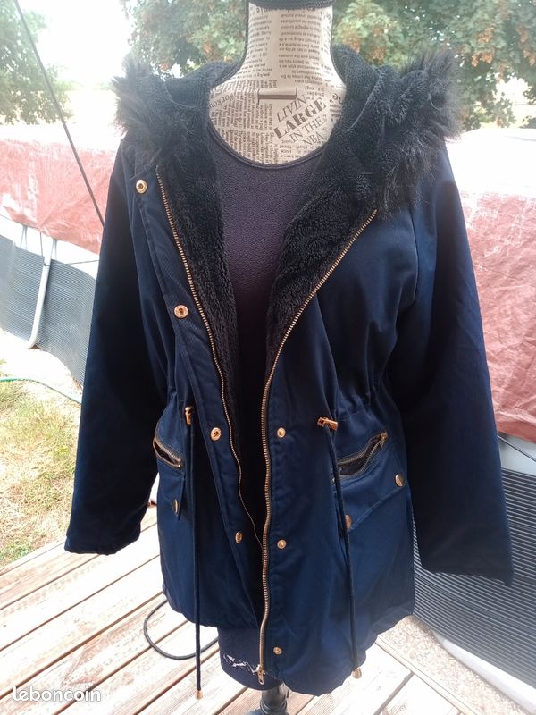 Shein manteau parka chaud marine à capuche Vêtements