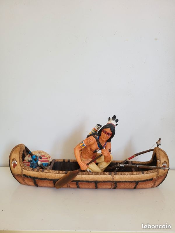 Lot De Soldats Et Figurines Plastique – Indiens Amérindiens Et Canoë En Bois – Jeu D’occasion