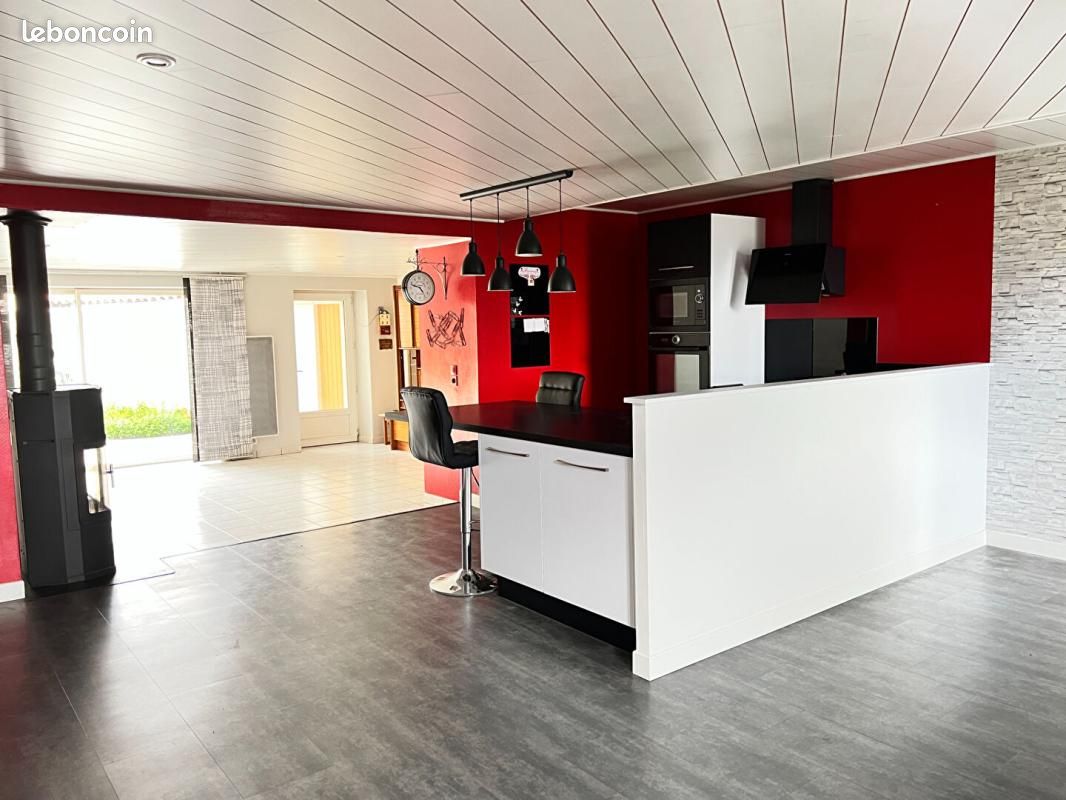 Maison 6 pièces 151 m² · à Sèvremont · 151 m² · 229 000 €