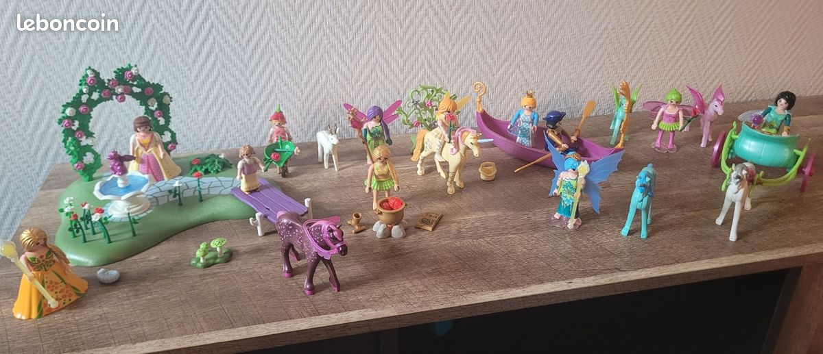 Îlot des princesses + Fées PLAYMOBIL (image 1)