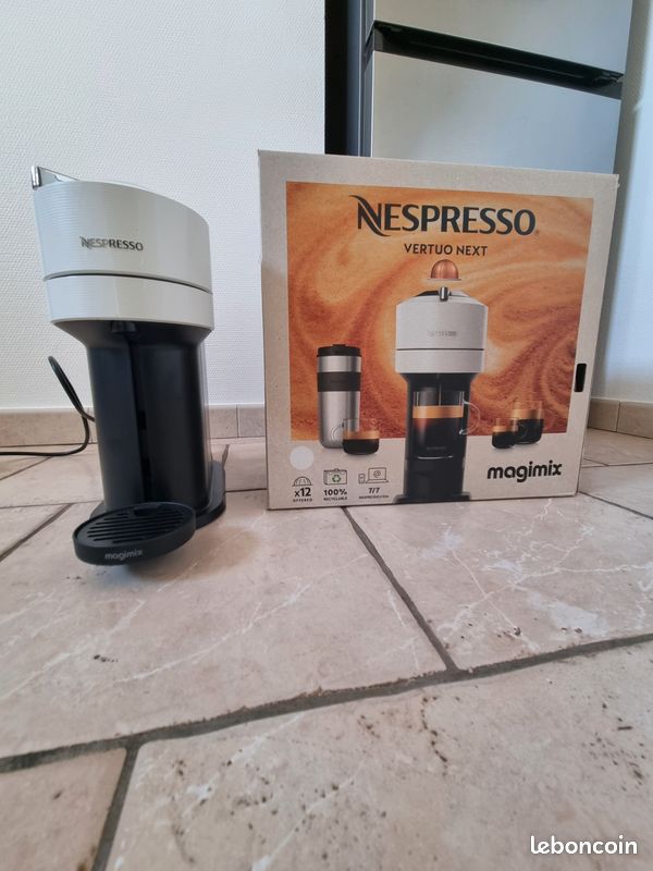Cafetière Nespresso Vertuo Next (image 1)