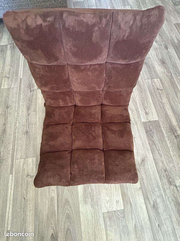 Fauteuil de sol marron (image 1)
