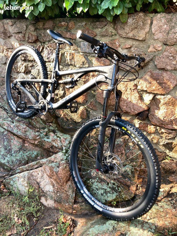 Intense Recluse Foundation Intense Cycles Recluse Expert North Rim