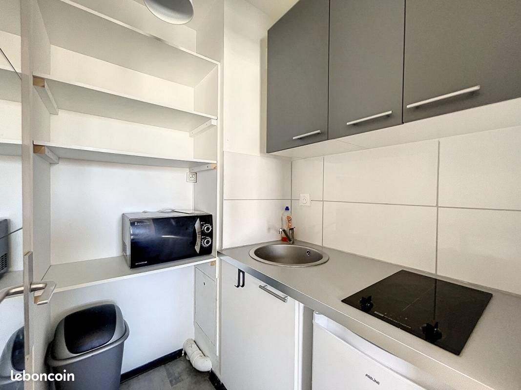 Studio 1 pièce 21 m² - Bordeaux 33000 (image principale 2)