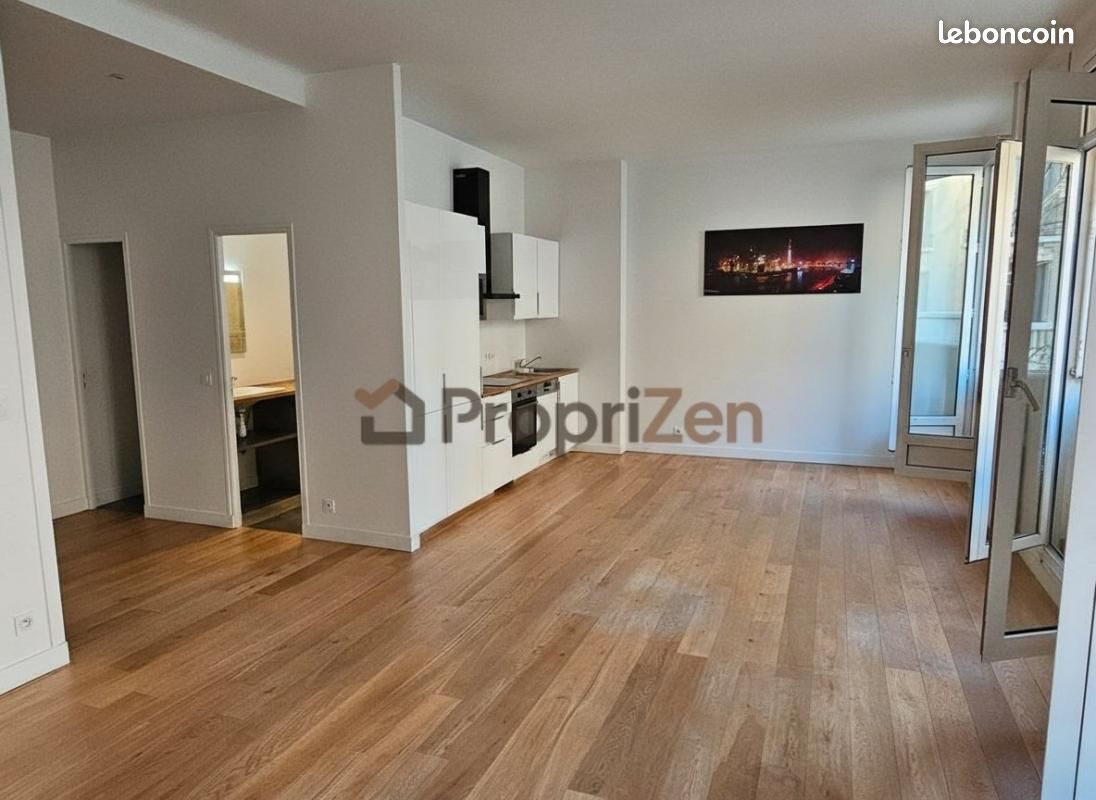 Appartement 2 pièces 60 m² · à Paris · 60 m² · 2 280 €