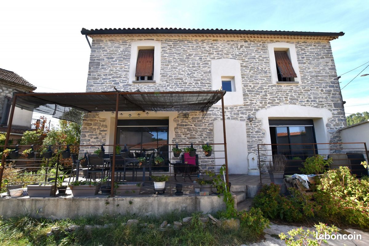 Maison 5 pièces 134 m² · à Alès · 134 m² · 220 000 €