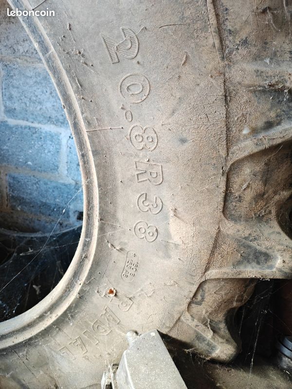 Pneu tracteur agricole 20.8 R 38 (image 2)