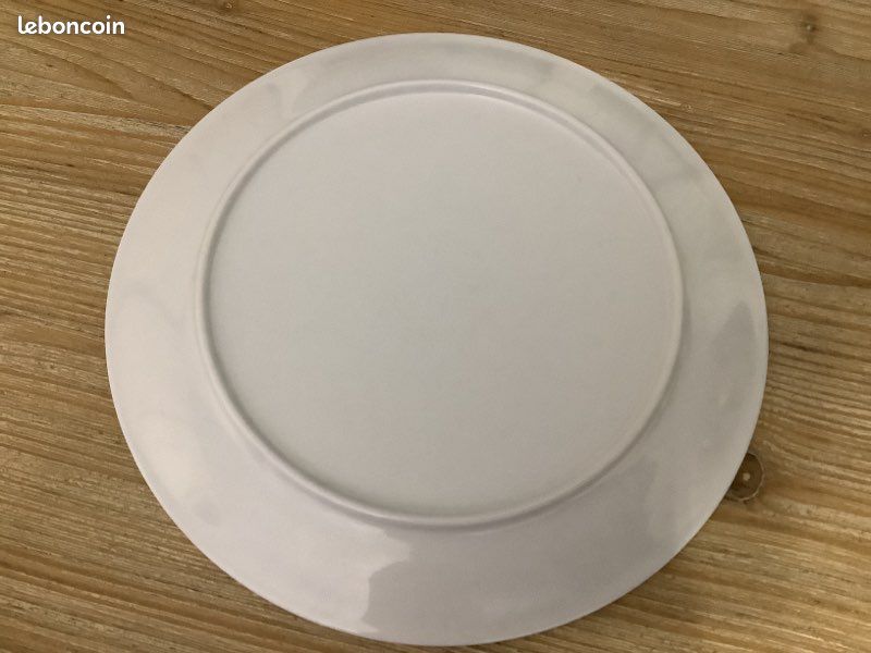 Assiette plastique Winnie l’ourson (image 2)